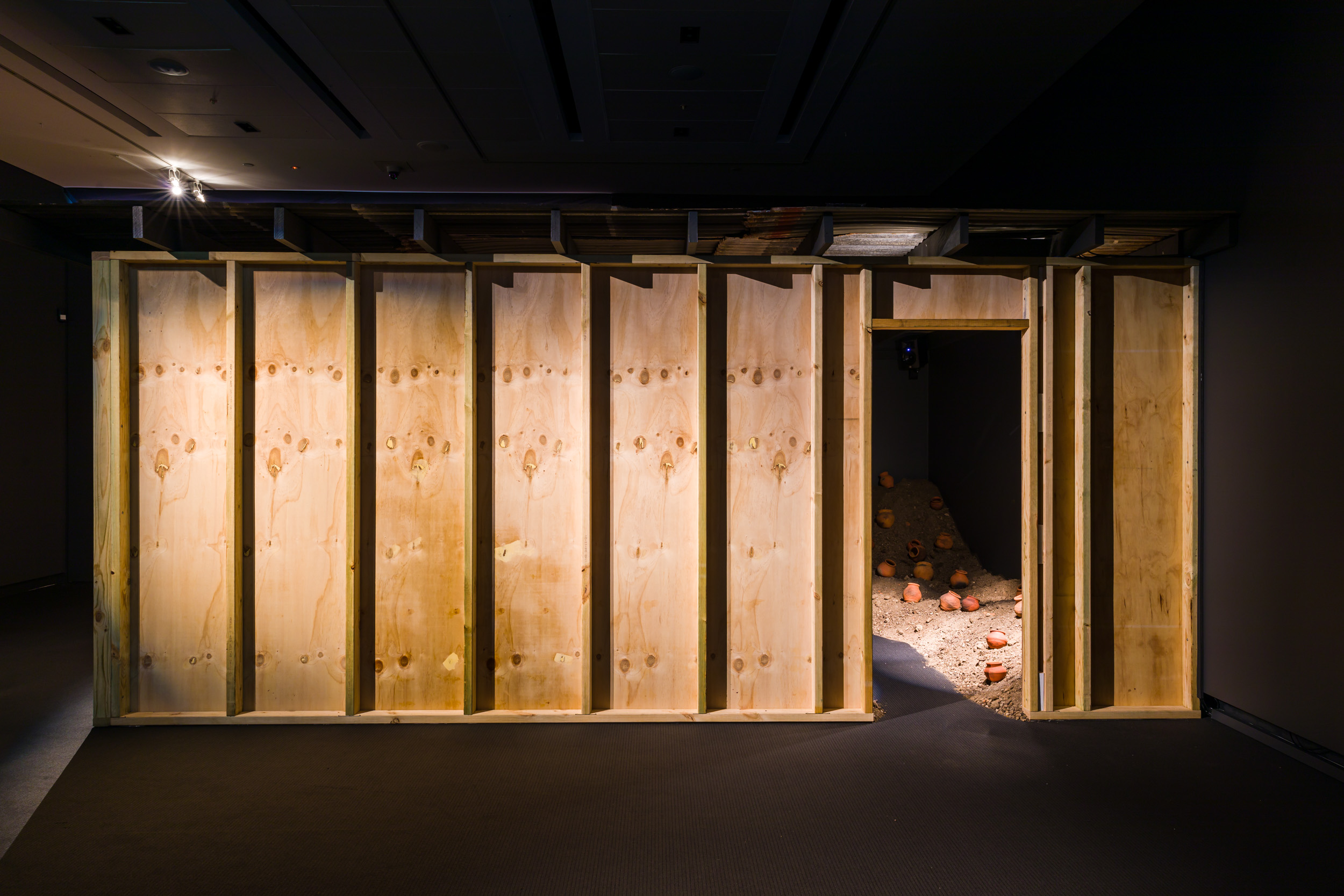 UQAM_OceanicThinking_installationview_20220407_jruckli_068